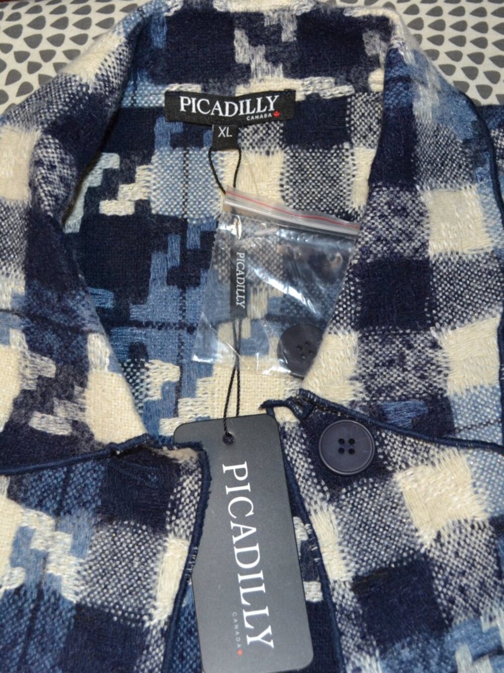 Picadilly Women’s Blue Abstract Plaid Button Front Jacket SZ XL Lightweight NWT - Picture 7 of 9